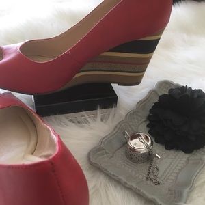 Red open toe sandal w/ multi color wedge heel